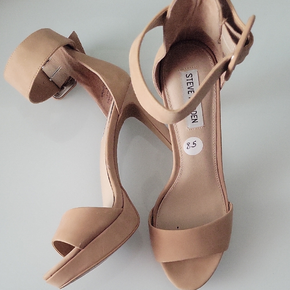 Steve Madden Tan Ankle-Strap Platform Heels